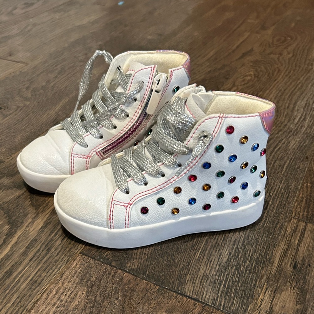 Stylechild Toddler White High-Top Sneakers with Colorful Accents Sz 7 toddler